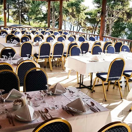 Hotel Troia Tusan