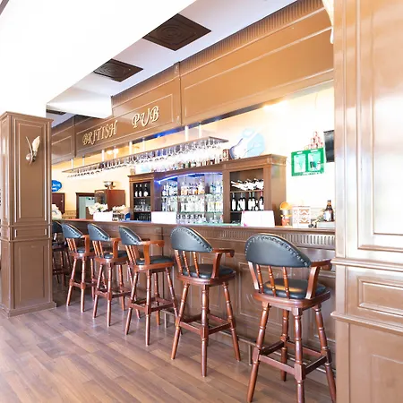 מלון Troia Tusan 4*