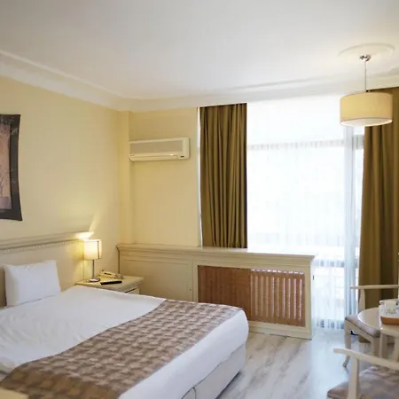 Troia Tusan 4*