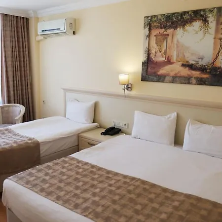 Hotel Troia Tusan