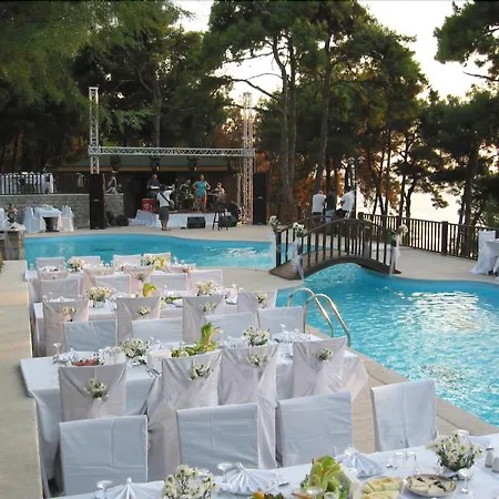 מלון Troia Tusan צ'נקלה