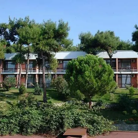 Troia Tusan מלון