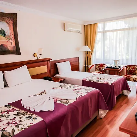 Troia Tusan צ'נקלה