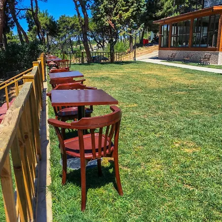 Troia Tusan מלון