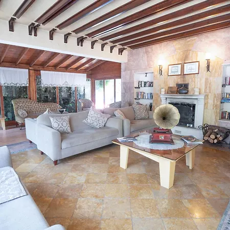 Troia Tusan צ'נקלה